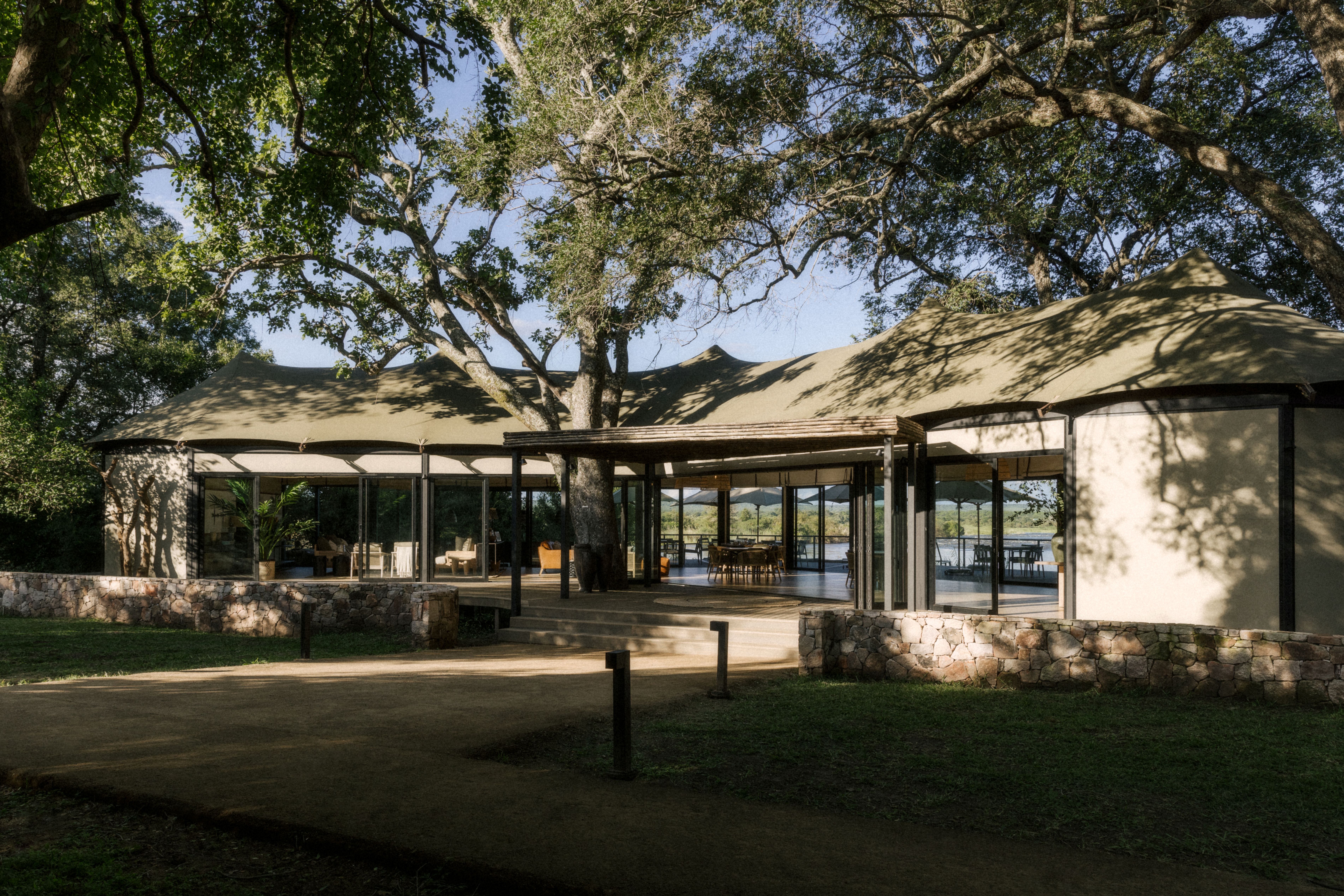 Batoka Zambezi Sands